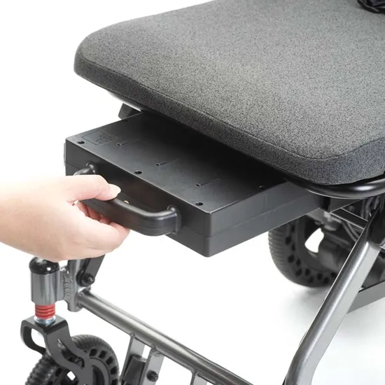 Best-Value-Foldable-Power-Wheelchair-Cheap-Price-Lightweight-Folding-Electric-Wheelchair(3)